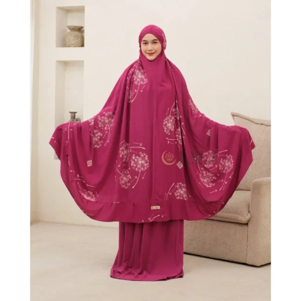 fuschia Mukena Rayon Premium Noura Jumbo Adem Nyaman Motif Bunga