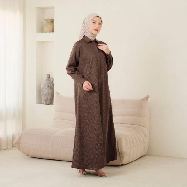 id-11134207-822wu-mmtrg1fbemf42e@resize_w900_nl Gamis Madeena Stripe – Gamis Dewasa Semiwool Premium Adem & Anggun